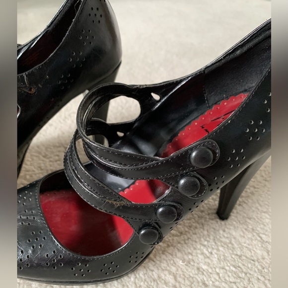 Black Embossed Open Toe Heels - Picture 3 of 6